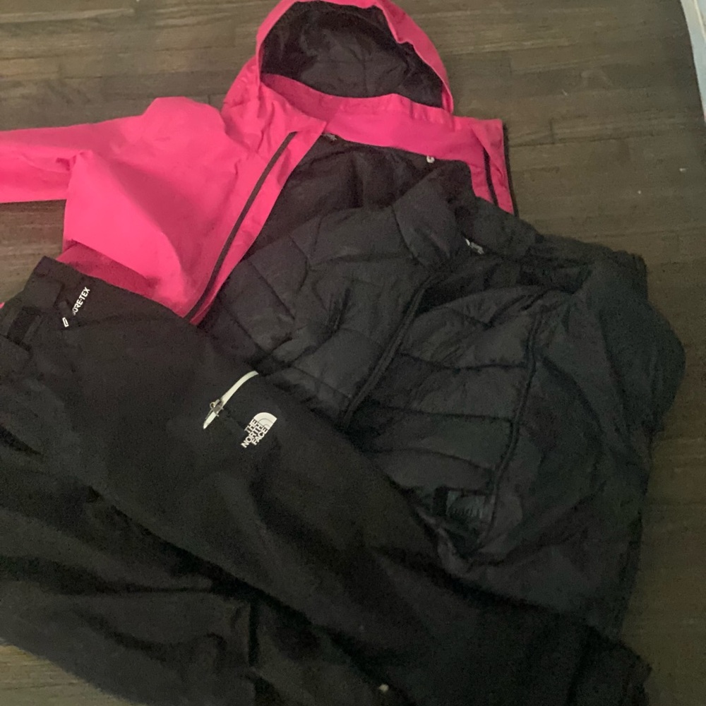 The North Face Gortex Pink&Black 3pc Set Windbreaker Ski/Outdoor Removable Hood